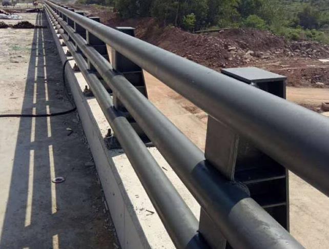 重庆公路防撞波形护栏加工日常维护工艺