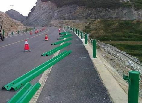道路波形护栏设计风格愈来愈多元化