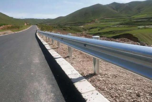 如何做道路波形护栏防腐处理工艺