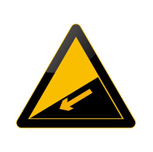 这类警示标志通常在下坡时很常见